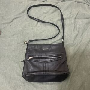 Tignanello Black Crossbody Shoulder Bag Leather Tote Shopper Purse Outer Pocket